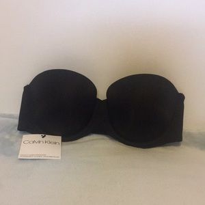Calvin Klein black strapless bra